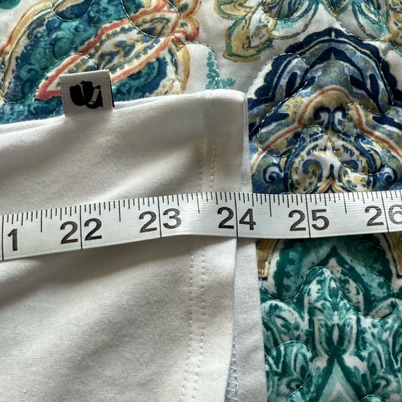 Karl Lagerfeld White T-Shirt with Gold Sequined Logo - Picture 9 of 10